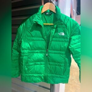 North face boys youth puffer jacket size 10/12